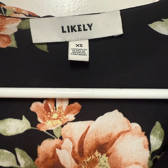 LIKELY Revolve Sophia Floral Mimi Top in Black Multi Surplice neckline Size XS - Picture 6 of 10